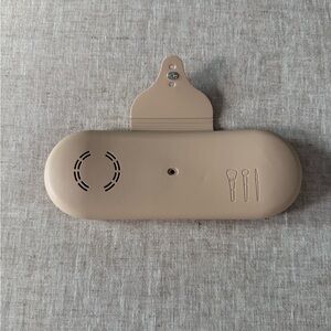 NEW Silicone BRUSH HOLDER Beige/tan/cream MAKE UP Wall-Mounted Organizer